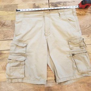 11" Kahki Cargo Shorts